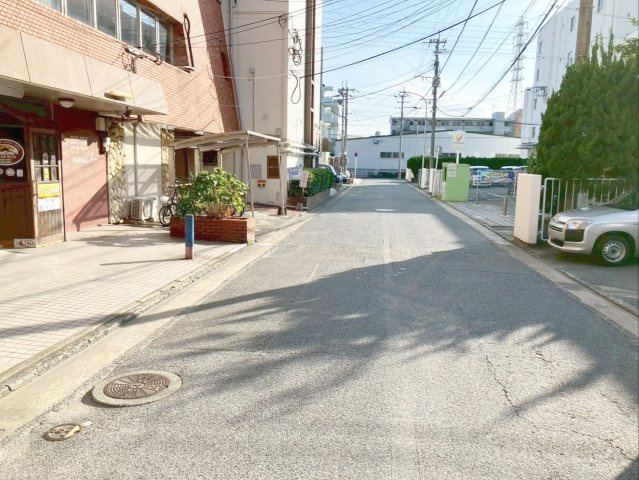 メイゾン多々良のその他|前面道路