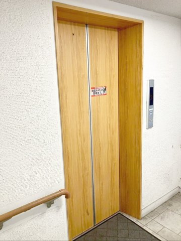 メイゾン多々良の設備|エレベーターが1基あります！