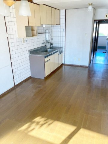 メイゾン多々良のキッチン|約9帖のダイニングキッチンです！