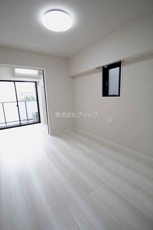 Le'a横濱天王町駅前通りの洋室