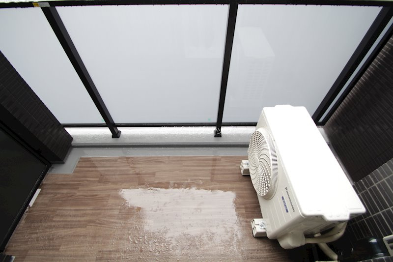 Le'a横濱天王町駅前通りのバルコニー