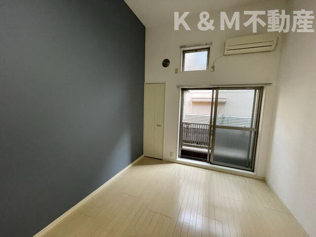 グランルージュＮ馬橋の居間・リビング|こちらの居間で趣味の時間をお楽しみください