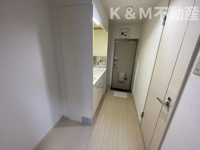 グランルージュＮ馬橋の玄関|ゆったりとした玄関です