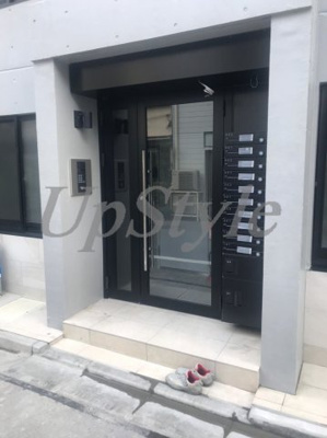 【エントランス】 | アンベリール御徒町