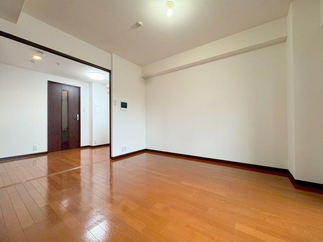 エイペックス新大阪の居間・リビング