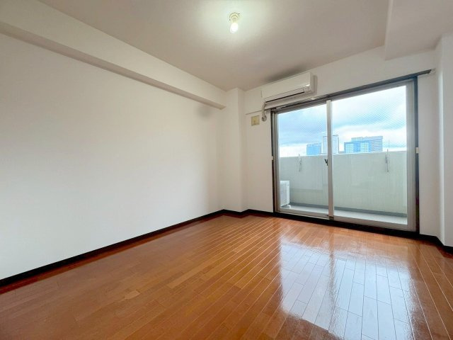 エイペックス新大阪の居間・リビング