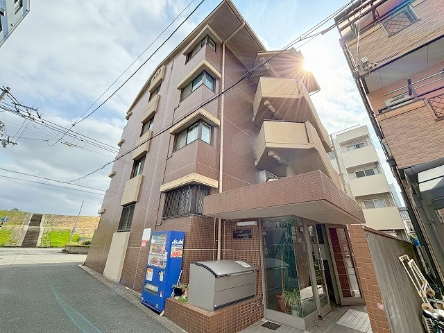 セゾン東之町の外観