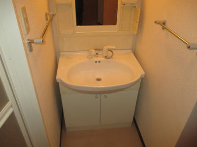 【洗面所】 | 豊里セレニテ | 忙しい朝にうれしい洗髪洗面化粧台付です