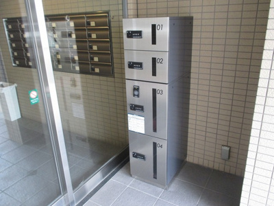 【その他共用部分】 | 豊里セレニテ | 宅配ＢＯＸ完備です