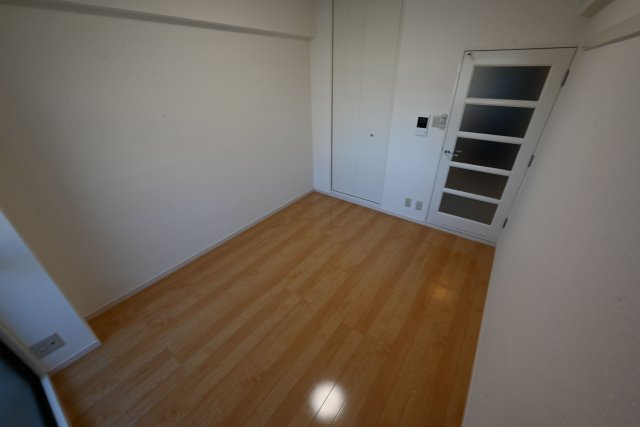 シティライフ弥刀の洋室