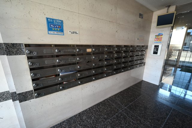 シティライフ弥刀のエントランス