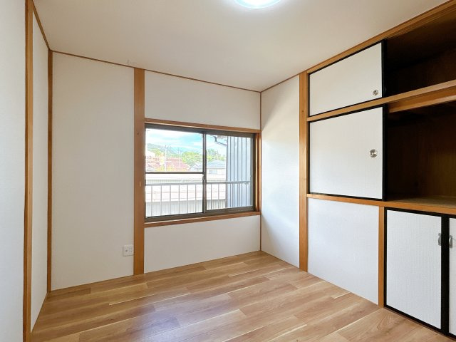 リフォーム中古戸建　大垣市昼飯町　昭和63年築の洋室