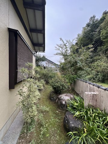 中古住宅　粟野西8丁目の庭