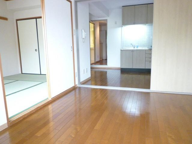 ハイクレスト喜沢南マンションの内装|別号室の参考写真です。