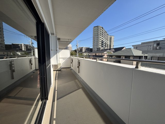 ライオンズ湘南藤沢グランフォートのバルコニー