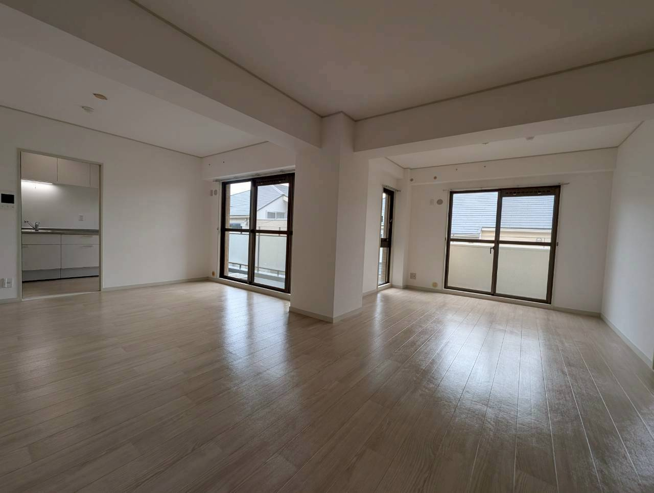 ヒルズコート刀根山の居間・リビング