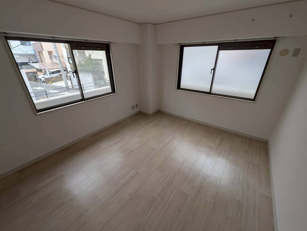 ヒルズコート刀根山の寝室