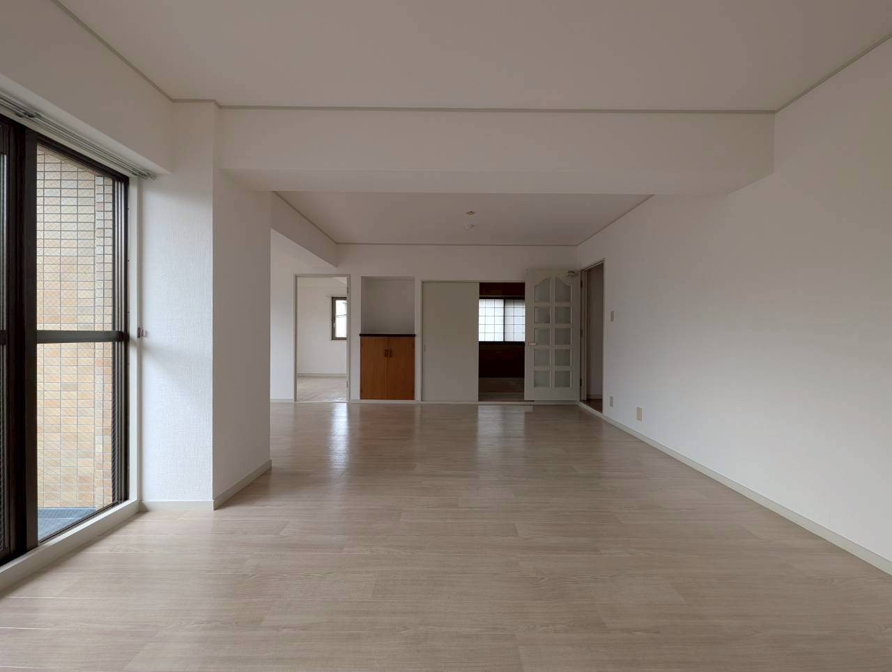 ヒルズコート刀根山の居間・リビング