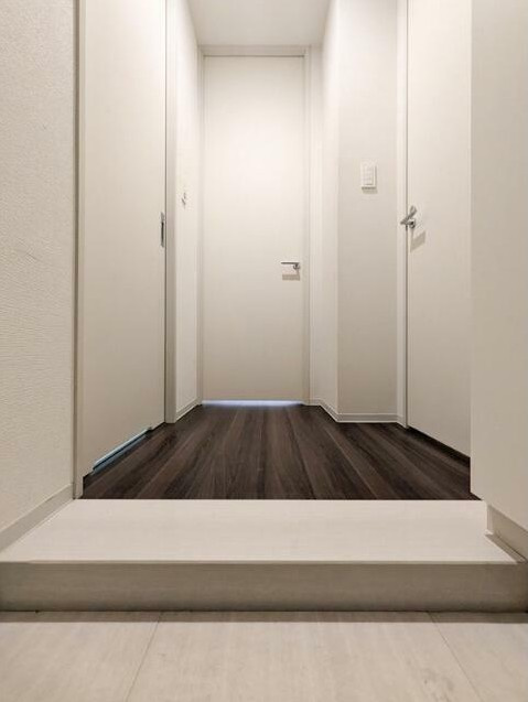 【玄関】