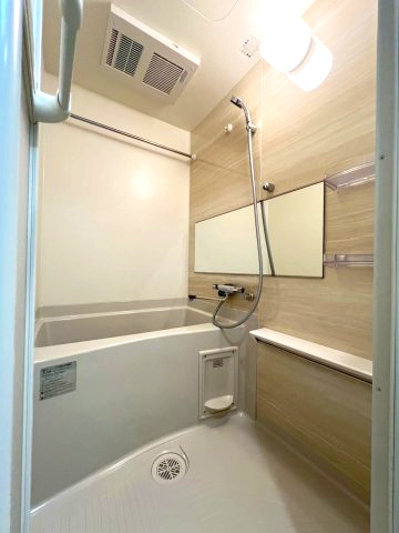 プレサンス上前津オレシア　名古屋市賃貸　仲介手数料無料の浴室