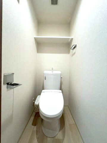 プレサンス上前津オレシア　名古屋市賃貸　仲介手数料無料のトイレ