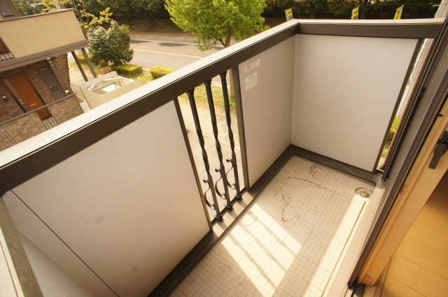 シャルマン ⅡＡＢＣＤのバルコニー|類似です