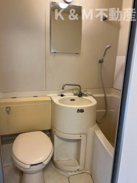 エステートピア司コーポの浴室|ゆったり過ごせるお風呂です