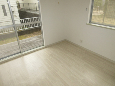 【寝室】 | グリーンコート３