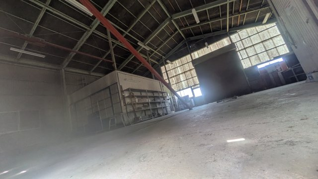 土地　高木のその他|倉庫内