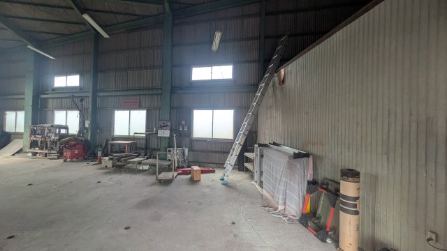 土地　高木のその他|倉庫内