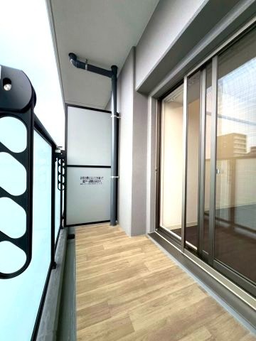 プレサンス上前津オレシア　名古屋市賃貸　仲介手数料無料のバルコニー