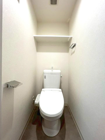 プレサンス上前津オレシア　名古屋市賃貸　仲介手数料無料のトイレ