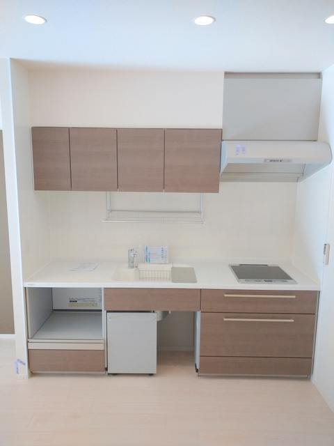 （シニア限定）ヘーベルVillage西船橋のキッチン|火を使わない安心のIH2口コンロ付システムキッチン