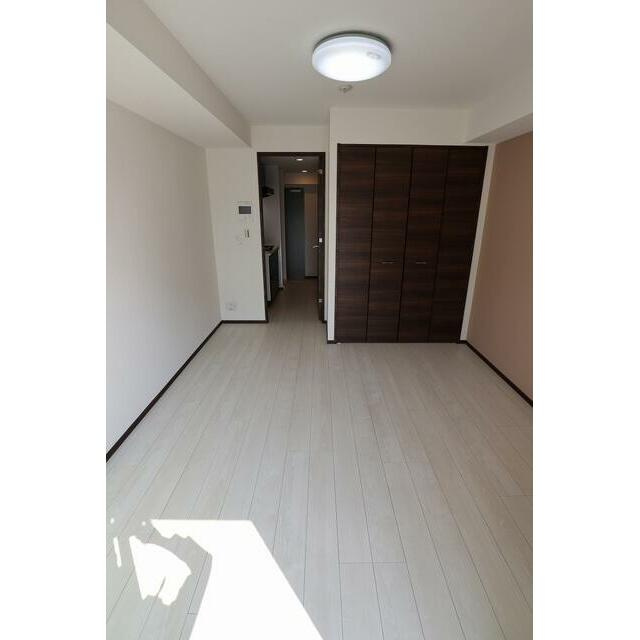 GENOVIA上野Ⅱskygardenの居間・リビング