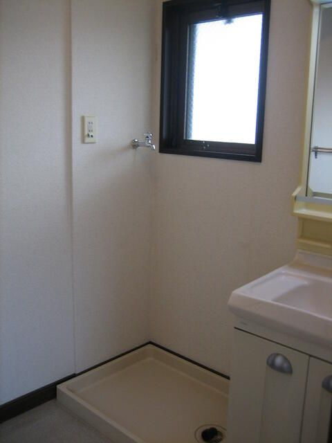 エヌワン・ビルの洗面所