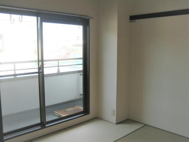 エヌワン・ビルの内装