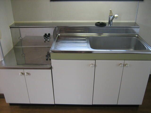 エヌワン・ビルのキッチン