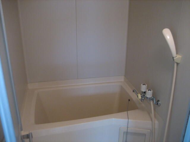 エヌワン・ビルの浴室