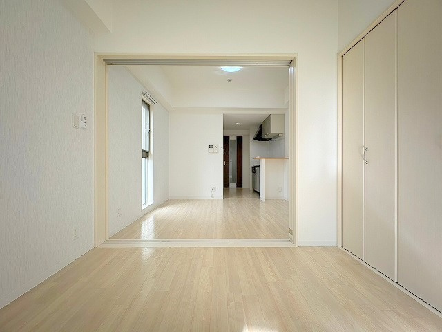 ルクレ新大阪レジデンスの寝室