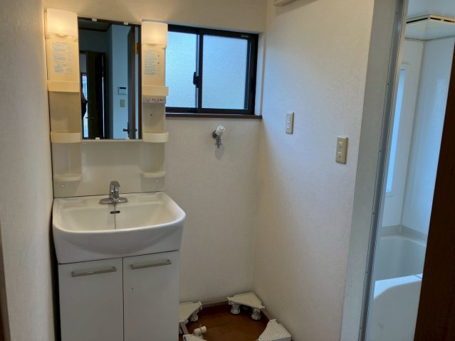 グリーンハウスの洗面所