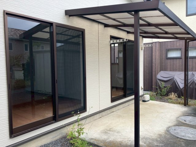 グリーンハウスの駐車場