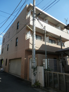 【外観】 | ＲＣ造の重厚な外観。