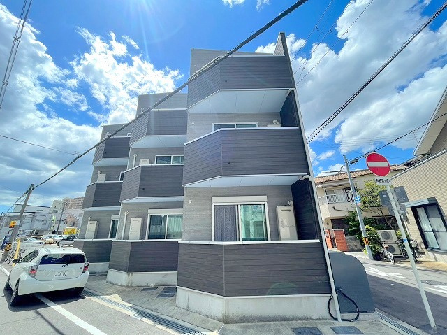 ウィズダムヒル新高の外観