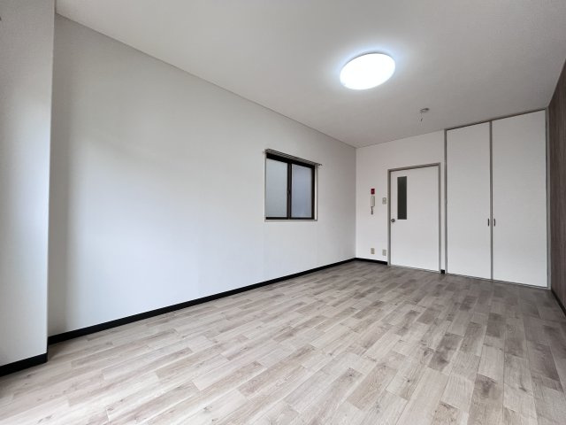 アーバンハイムの洋室