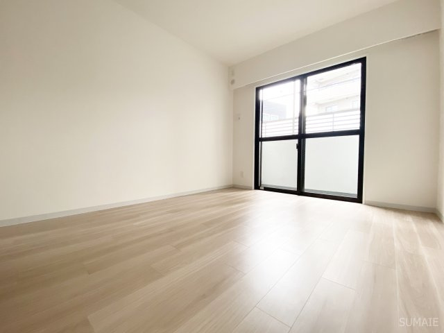 元町イグレットの洋室|オールフローリング！