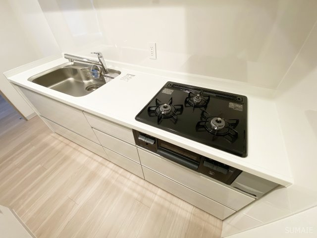 元町イグレットのキッチン|グリル付きガスコンロでお料理も楽しく！