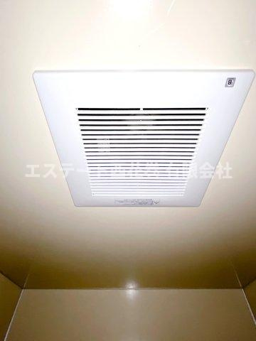 花巻市上小舟渡のアパートの浴室