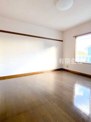 レジデンスサトウBの居間・リビング