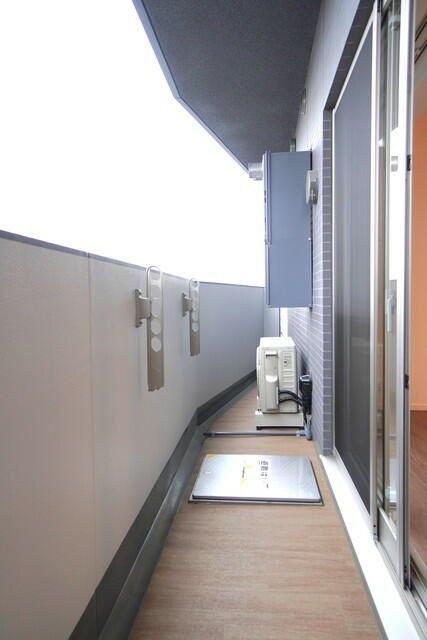 アジールコート山手動坂のバルコニー