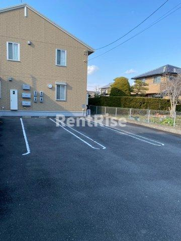 フォレスト九西の駐車場|ＬＤＫ